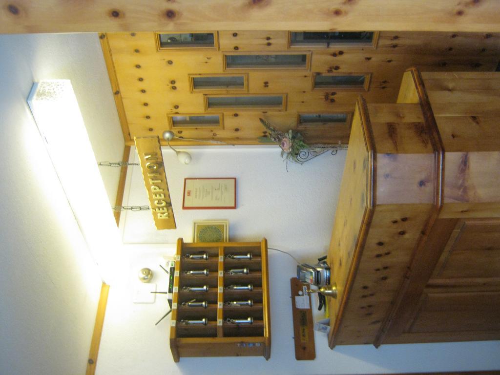 Hotel Garni Ursalina Bad Ragaz Luaran gambar